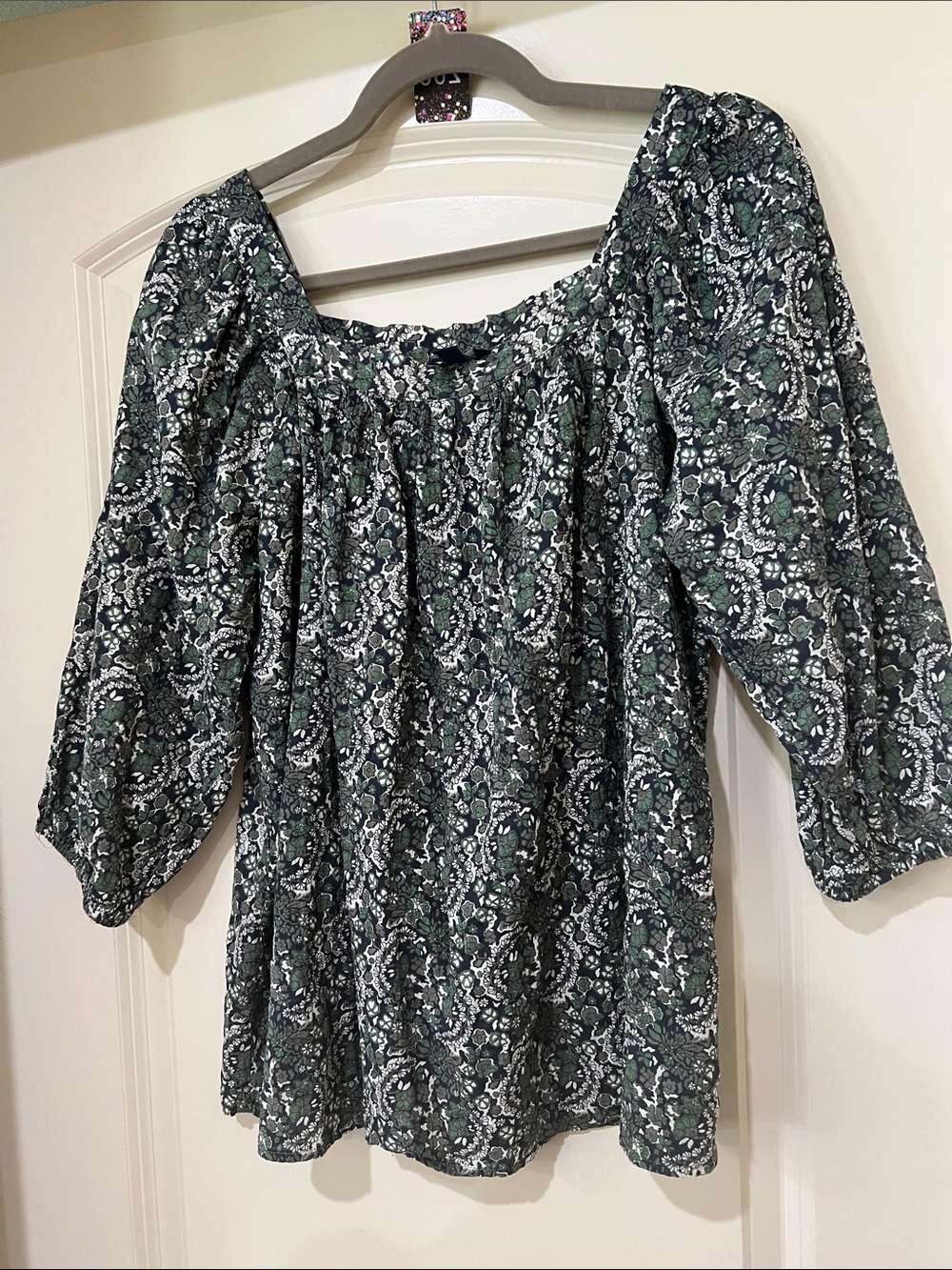 Chaps Green Black White Paisley Peasant Top H266